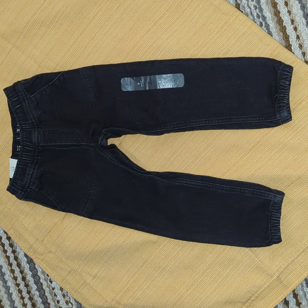 GAP baby denim joggers Size 3 years Black
